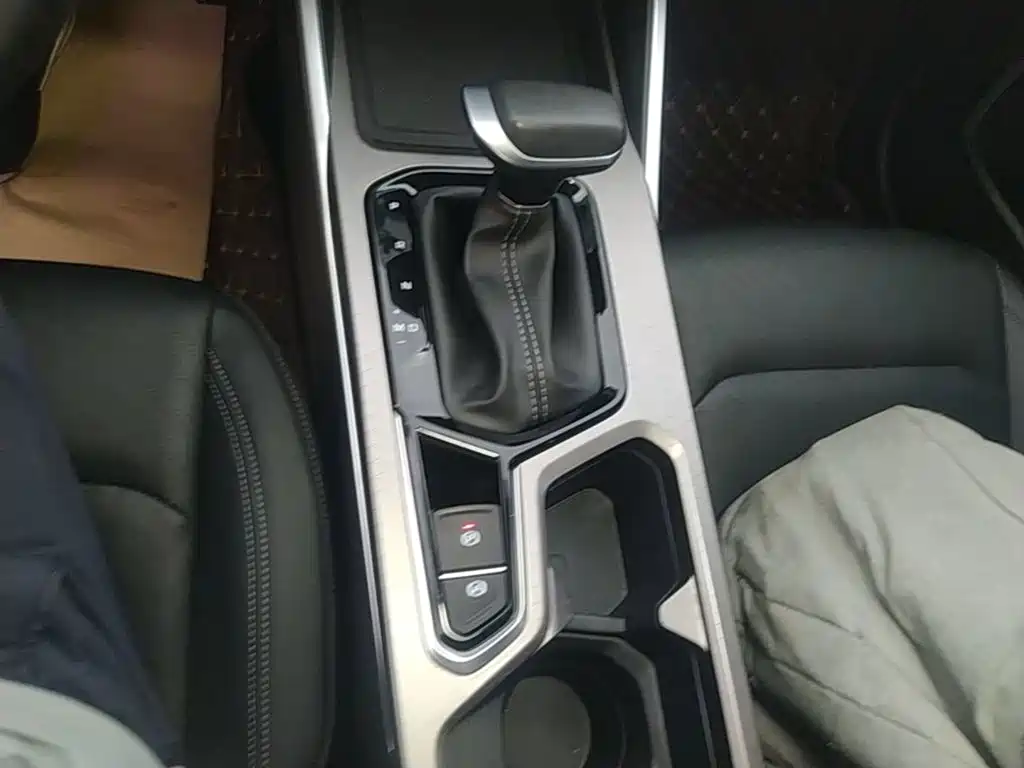 Geely Emgrand 2022 — фото 14