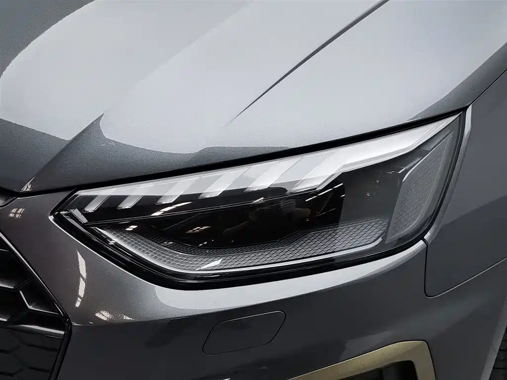 Audi A4L 2024