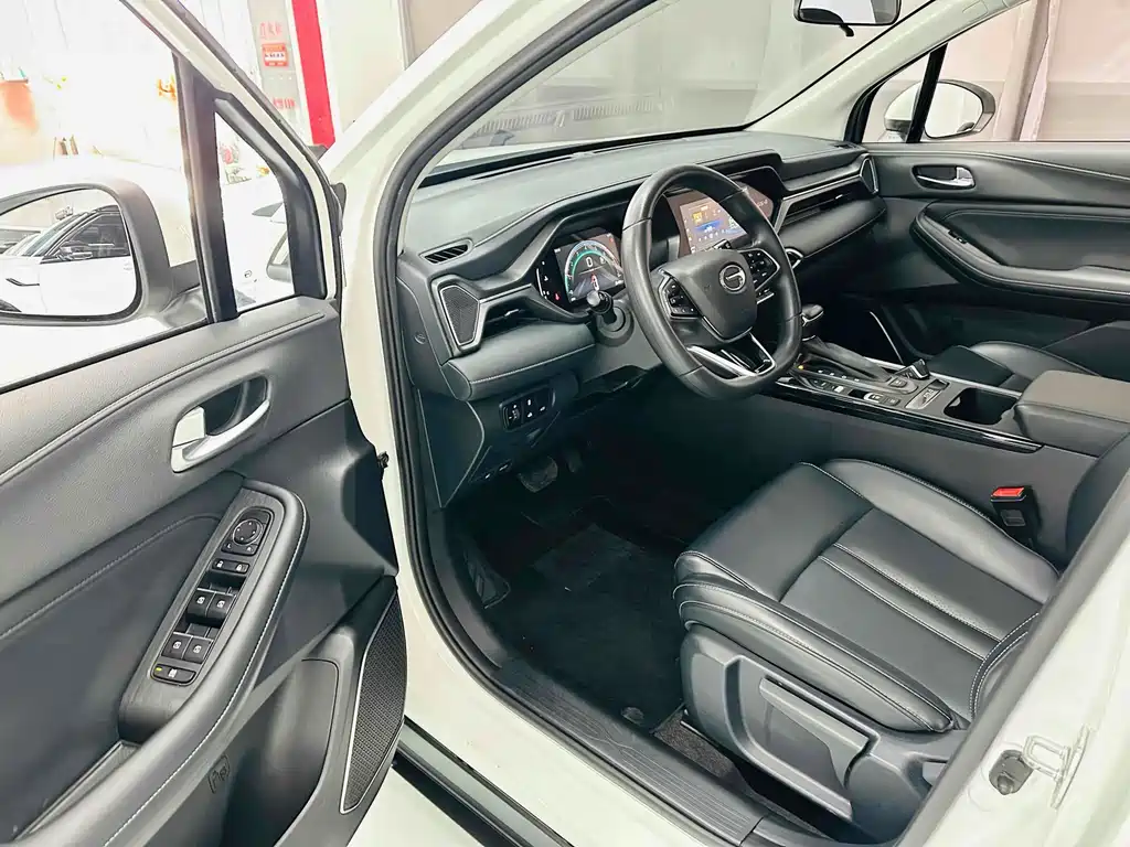 GAC Motor Trumpchi GS4 2023 — фото 20