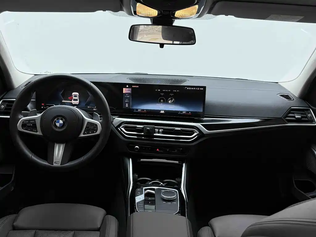 BMW 3 Series 2023 — фото 15