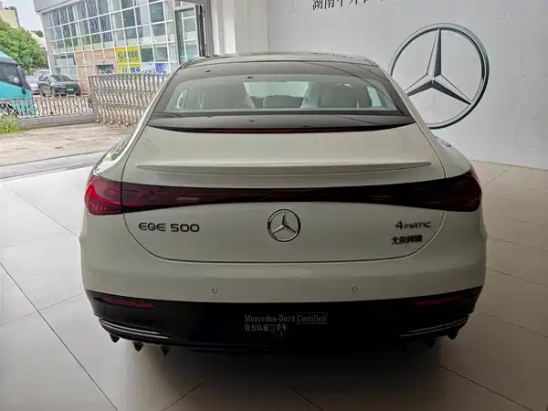 Mercedes-Benz EQE 2026