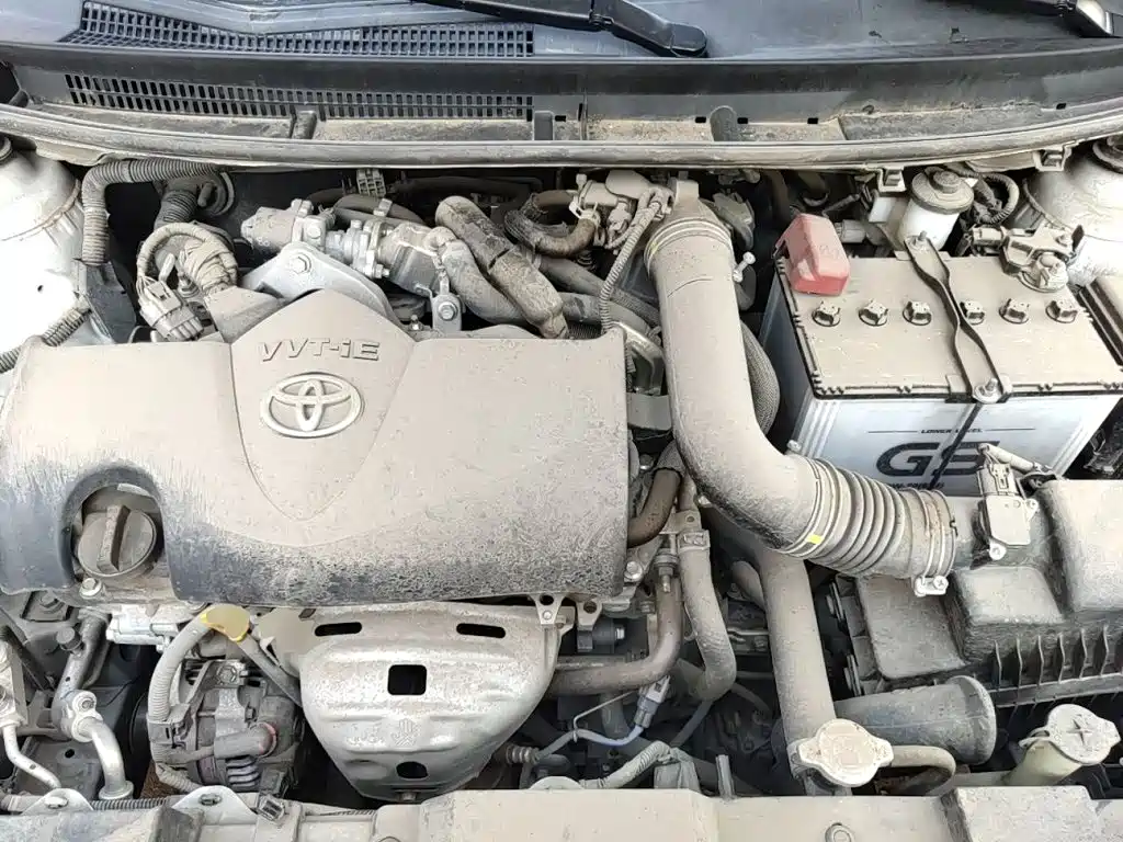 Toyota Yaris L 2023 — фото 16