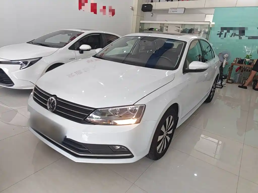 Volkswagen Sagitar 2017
