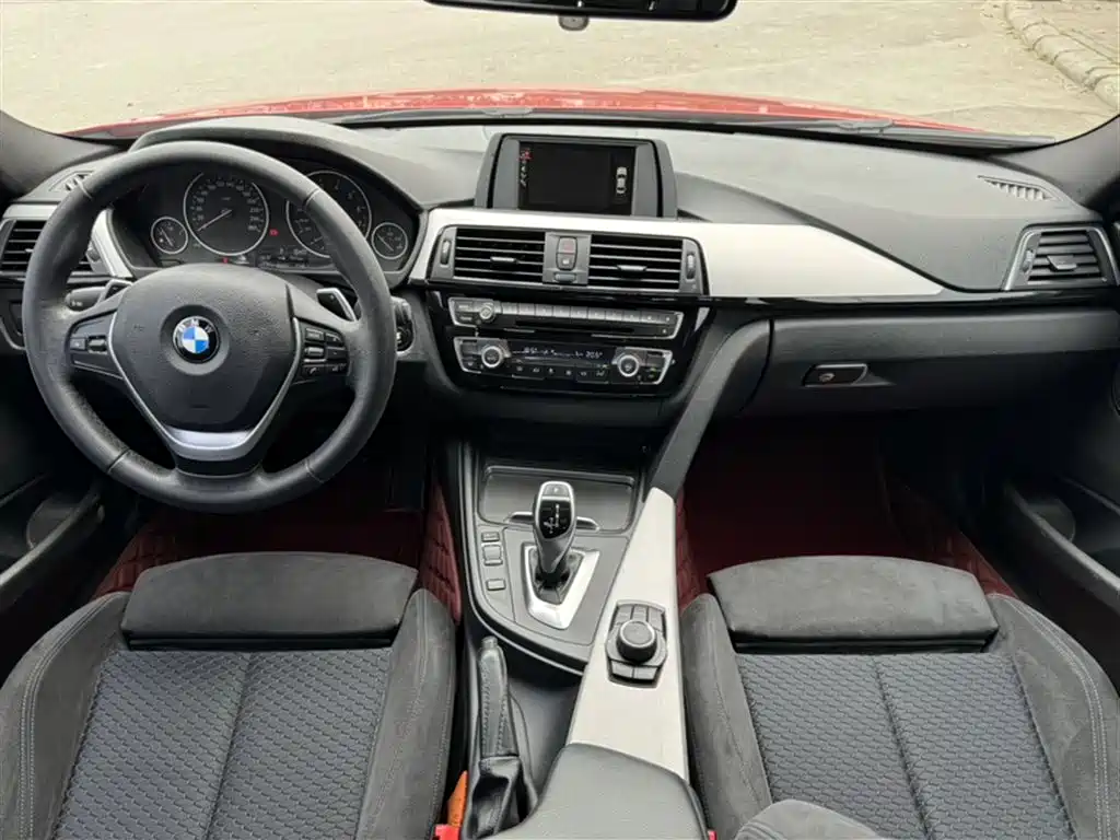 BMW 3 Series 2017 — фото 8