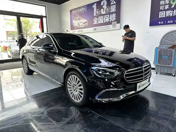 Mercedes-Benz E-Class 2022