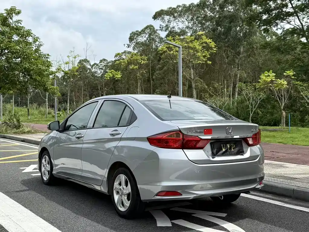Honda City 2017 — фото 9