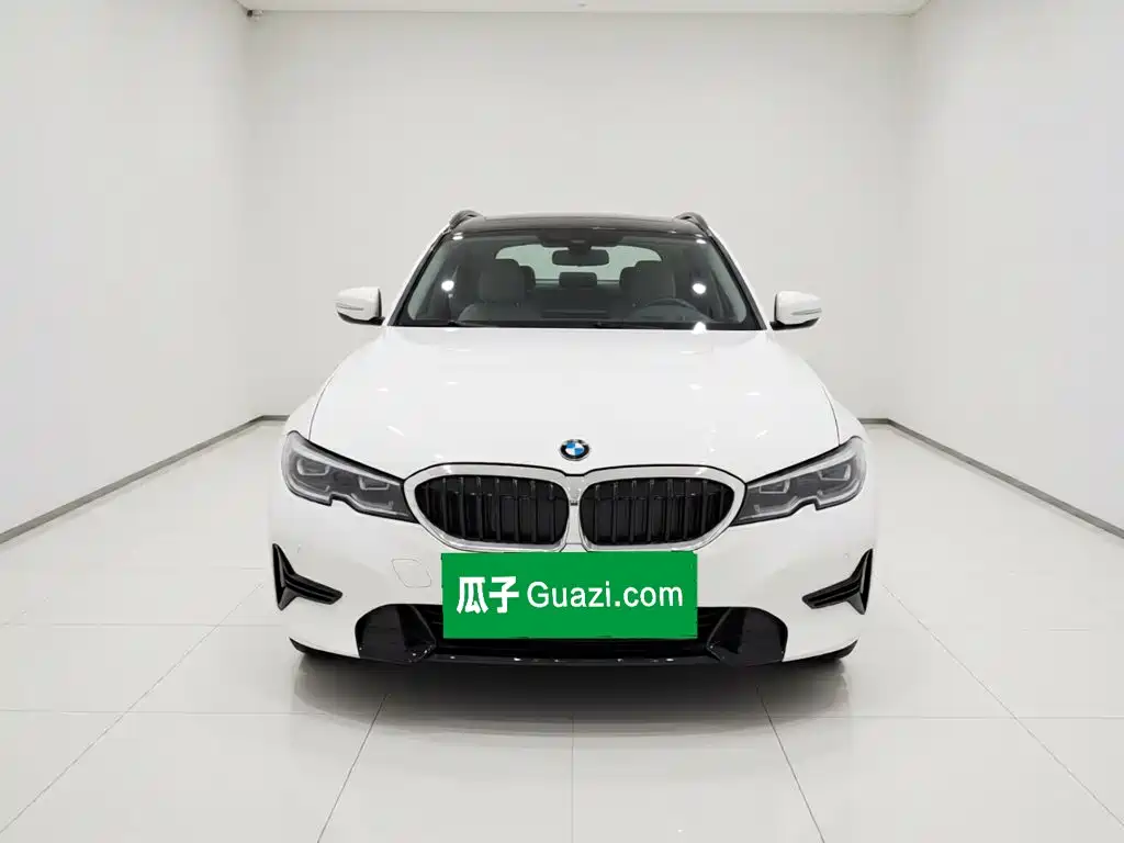 BMW 3 Series 2020
