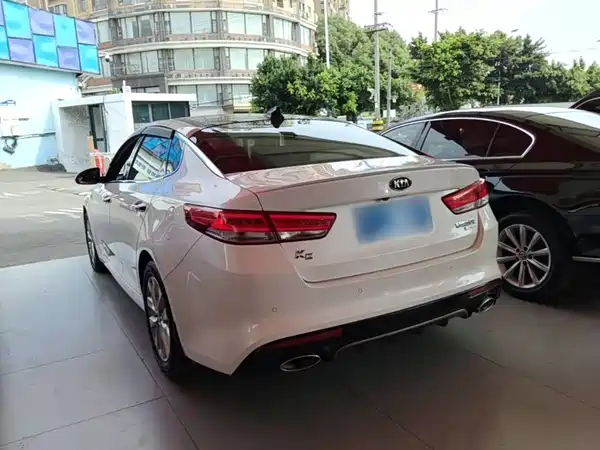 Kia K5 2015