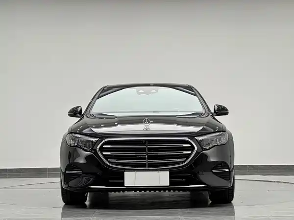 Mercedes-Benz E-Class 2025