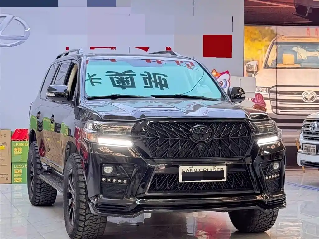 Toyota Land Cruiser 2011