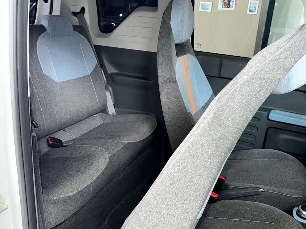 Geely Galaxy Panda 2024 — фото 15
