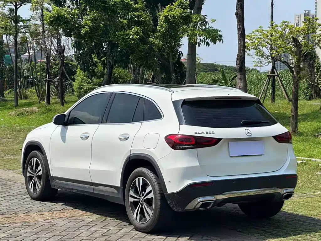 Mercedes-Benz GLA 2021 — фото 13