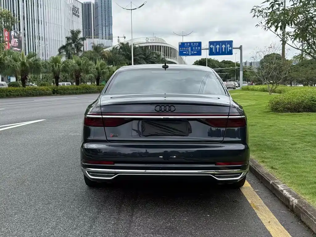 Audi A8 2018