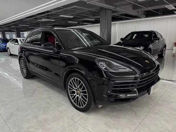 Porsche Cayenne 2023