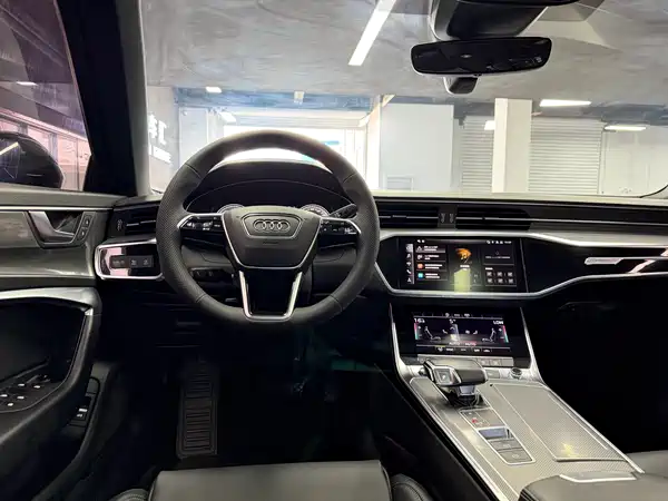Audi A6L 2020