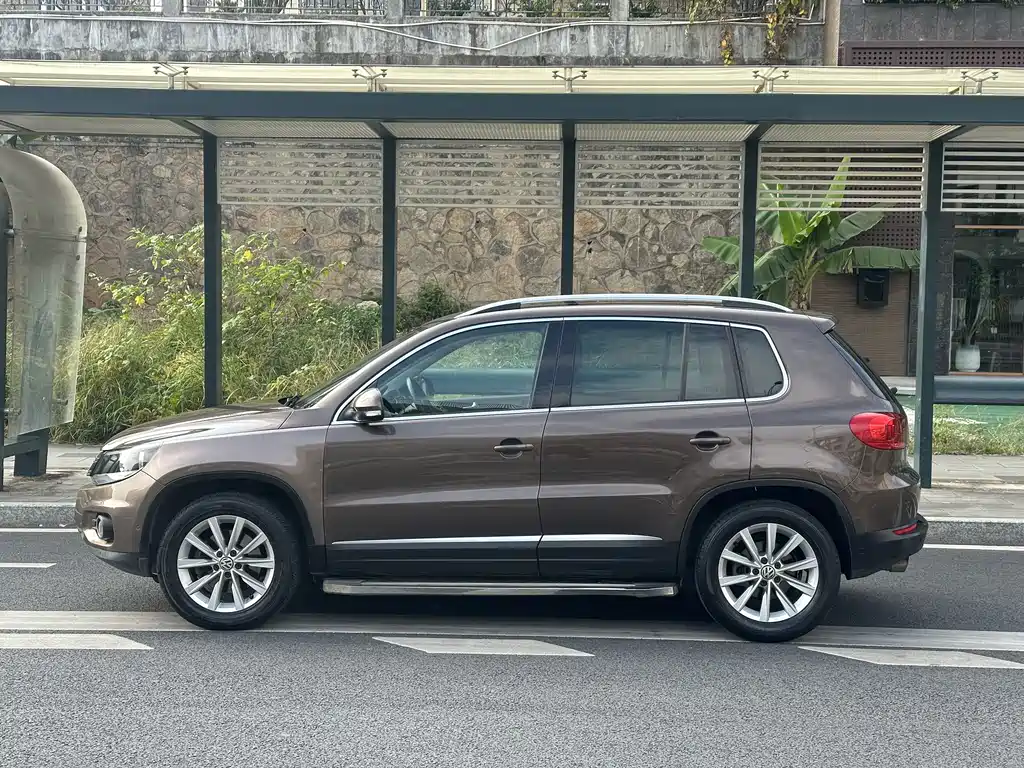 Volkswagen Tiguan 2013 — фото 4