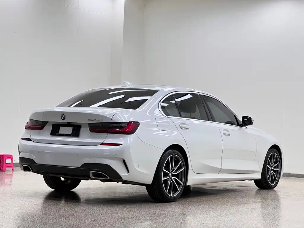 BMW 3 Series 2022