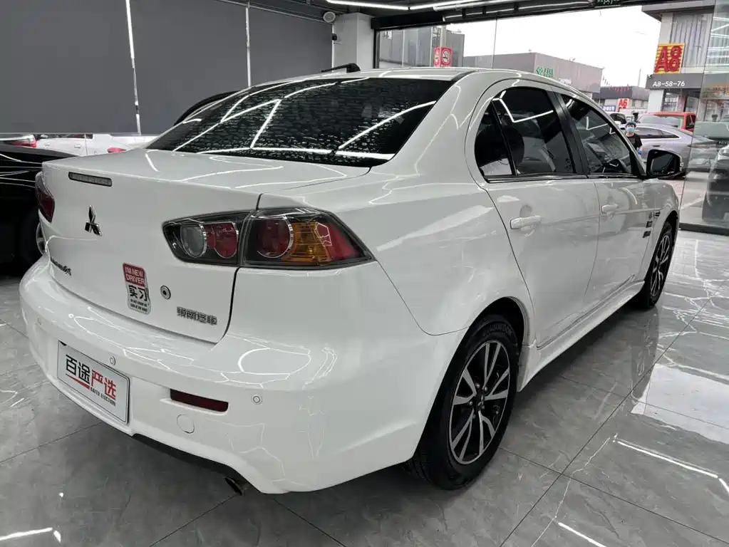 Mitsubishi Lancer EX 2017 — фото 18