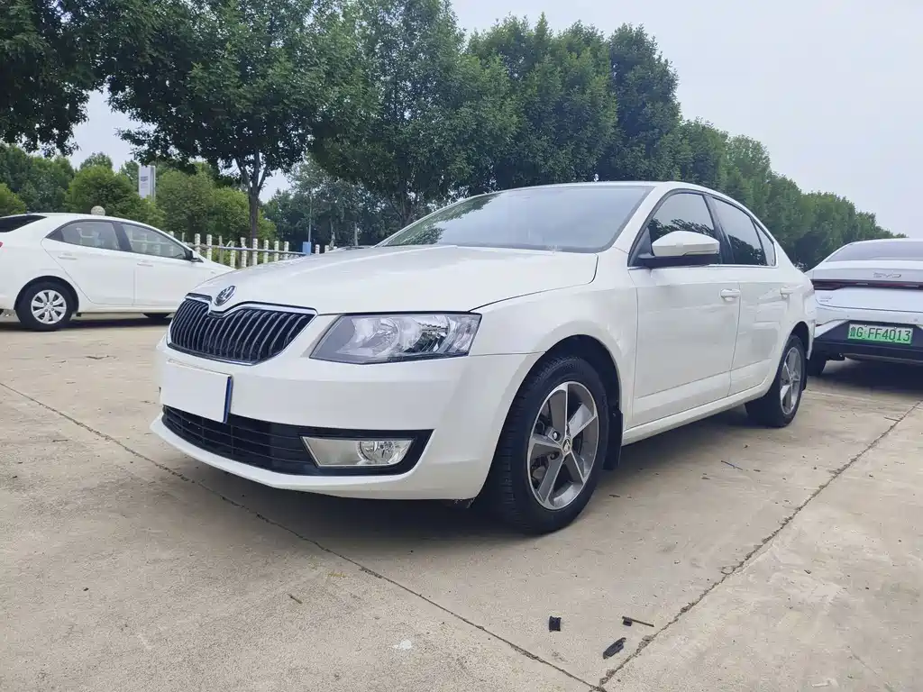 Skoda Octavia 2016 — фото 1