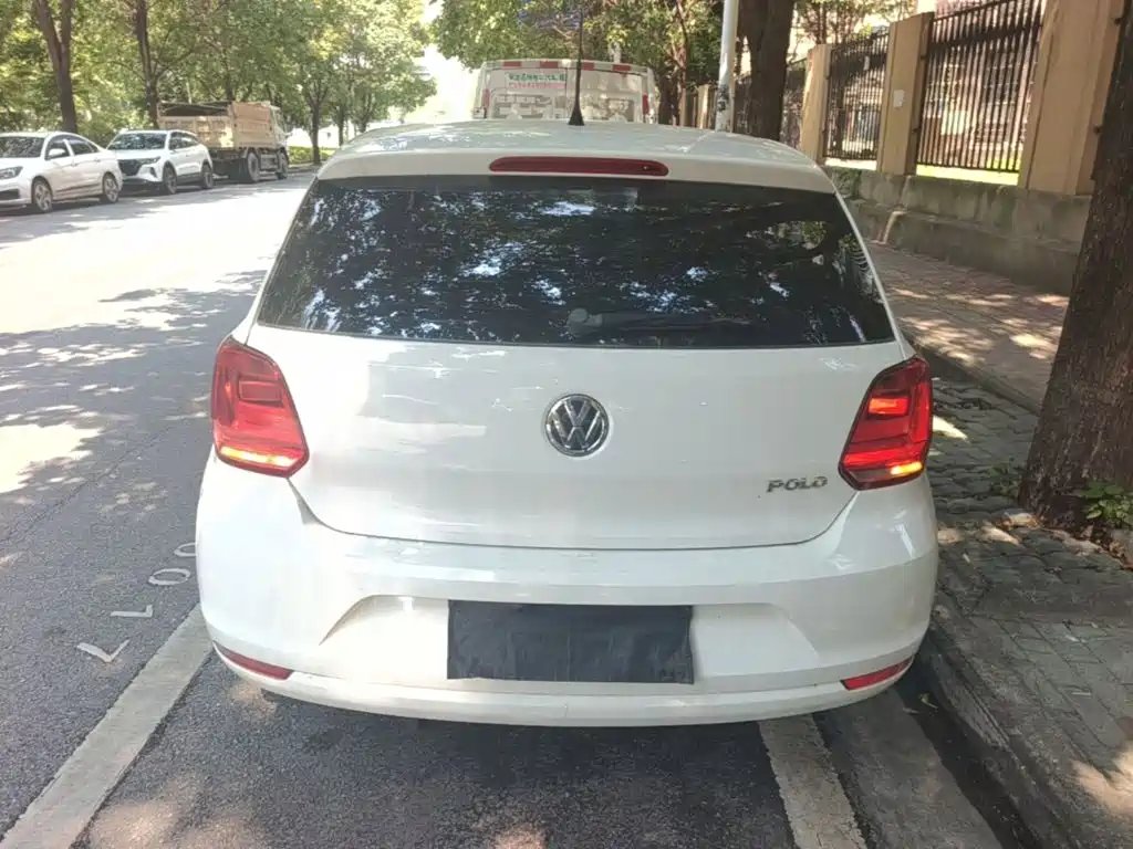 Volkswagen Polo 2016