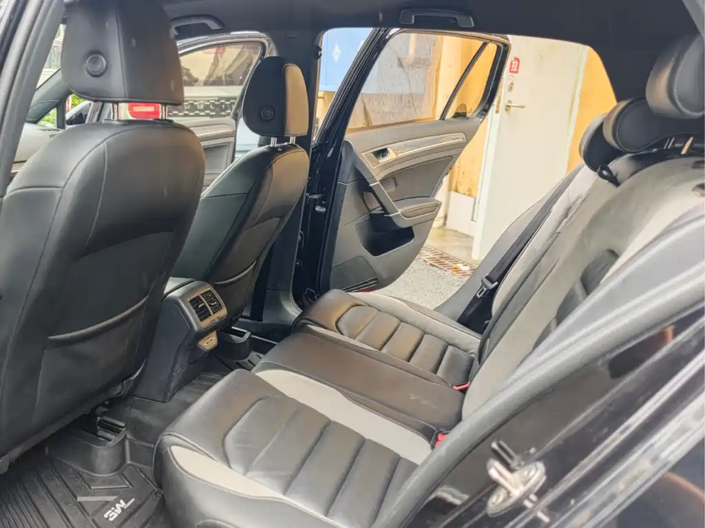 Volkswagen Golf 2020