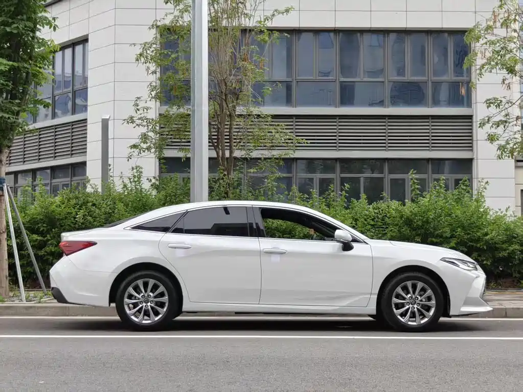 Toyota Avalon 2024