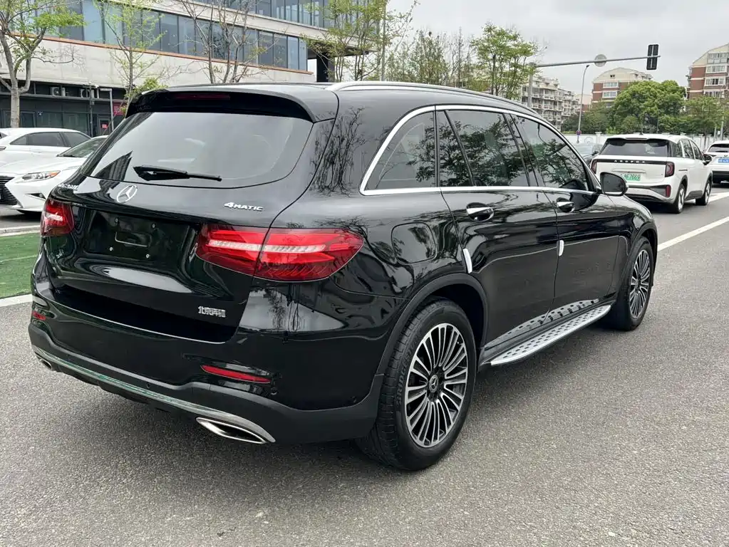 Mercedes-Benz GLC 2019 — фото 14