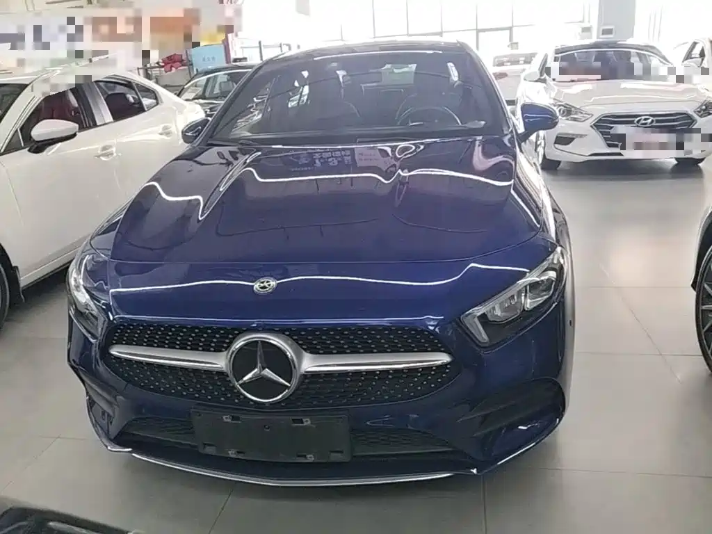 Mercedes-Benz A-Class 2020 — фото 3