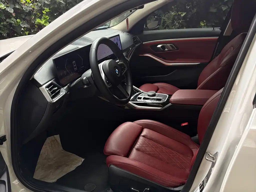 BMW 3 Series 2024