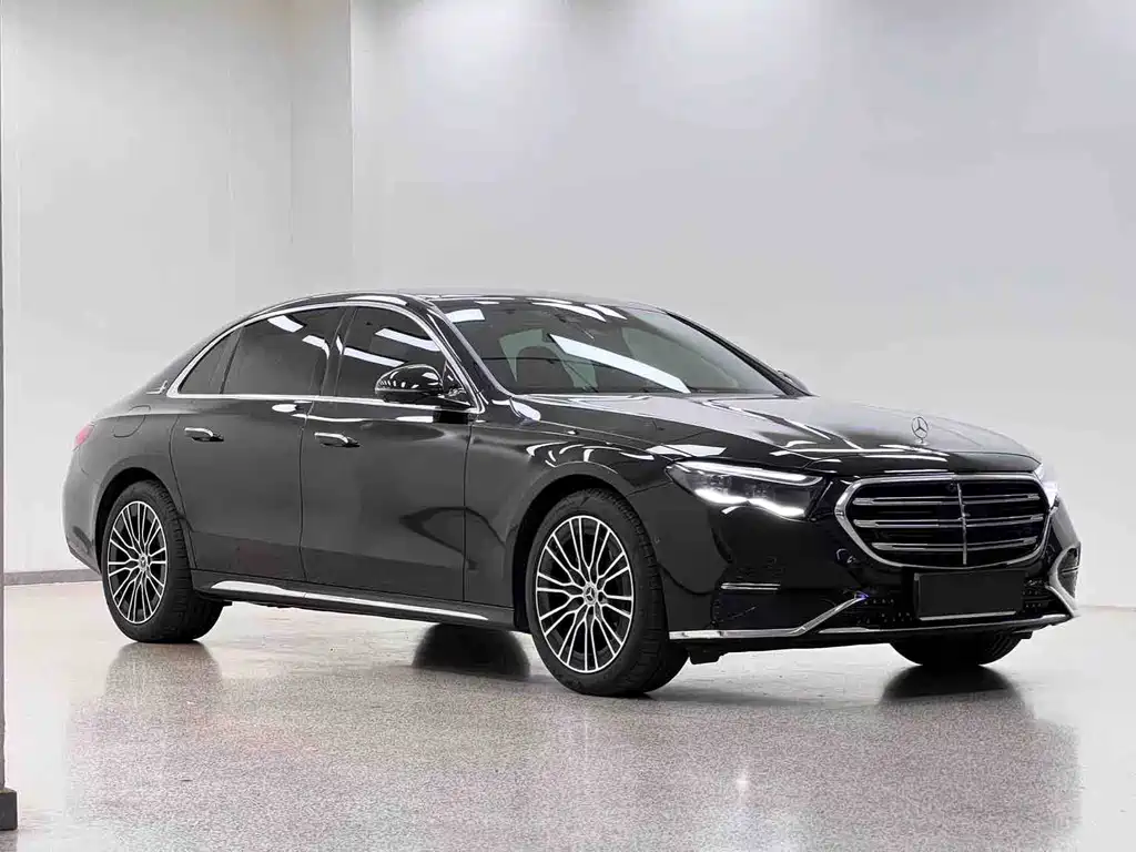 Mercedes-Benz E-Class 2025