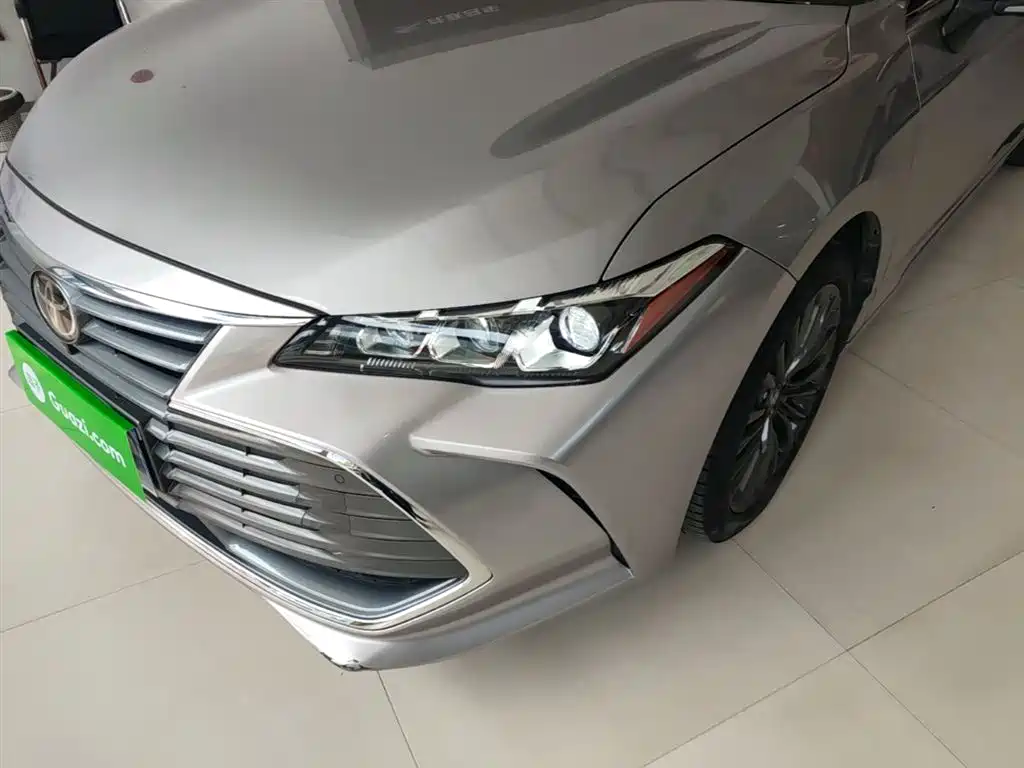 Toyota Avalon 2019 — фото 24