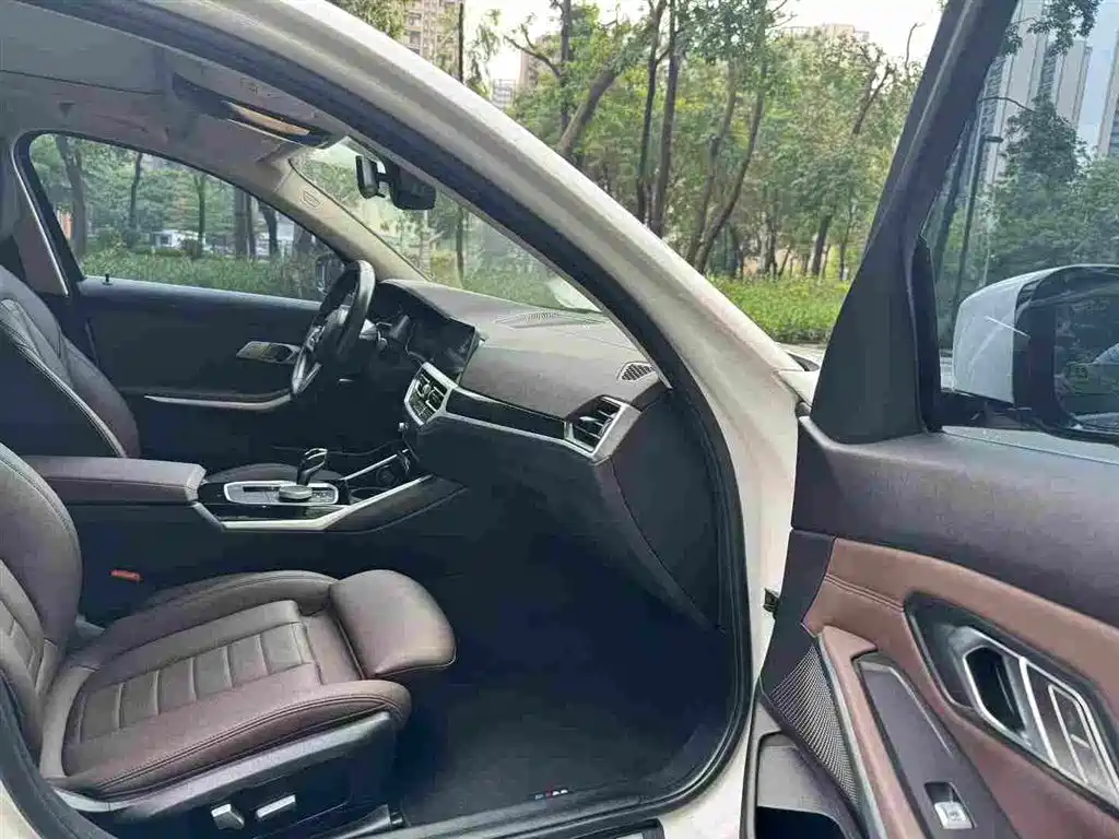 BMW 3 Series 2020