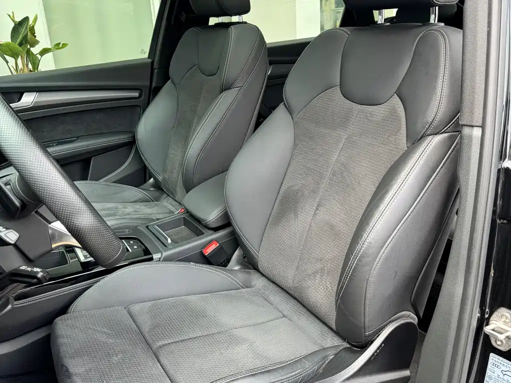 Audi Q5L Sportback 2023 — фото 8