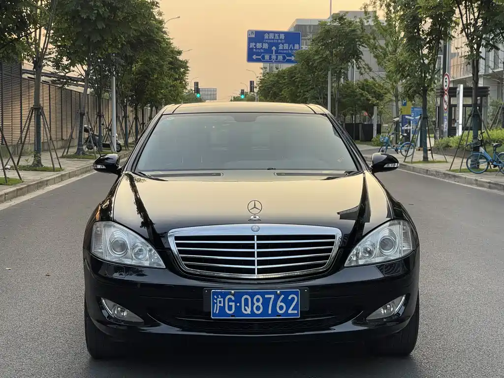 Mercedes-Benz S-Class 2008