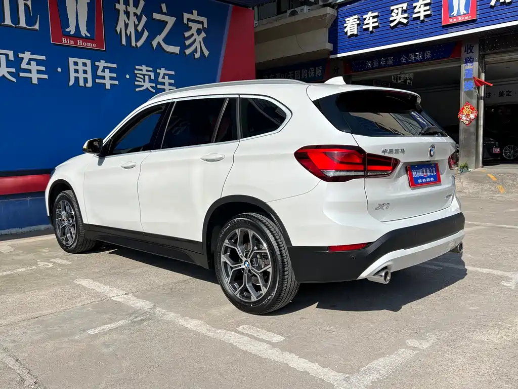 BMW X1 2021 — фото 14