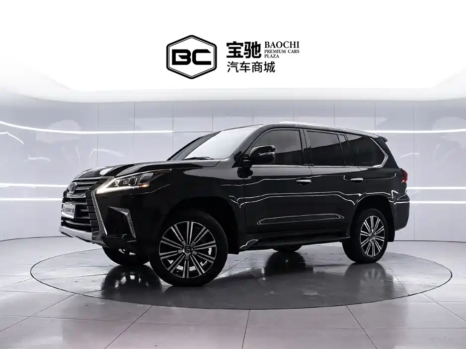 Lexus LX 2019 — фото 1