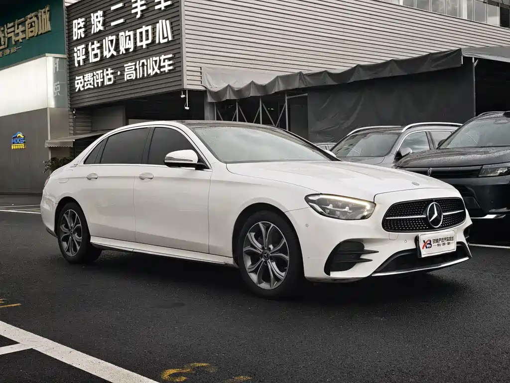 Mercedes-Benz E-Class 2021