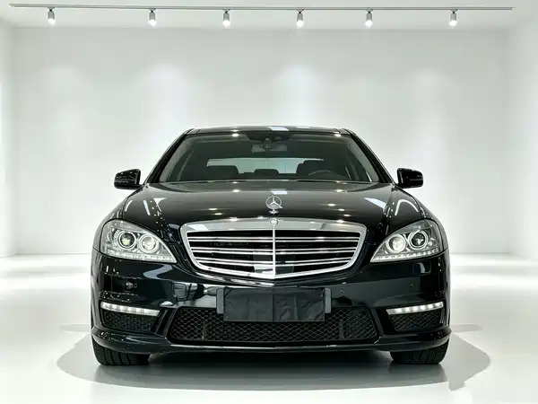 Mercedes-Benz S-Class AMG 2010