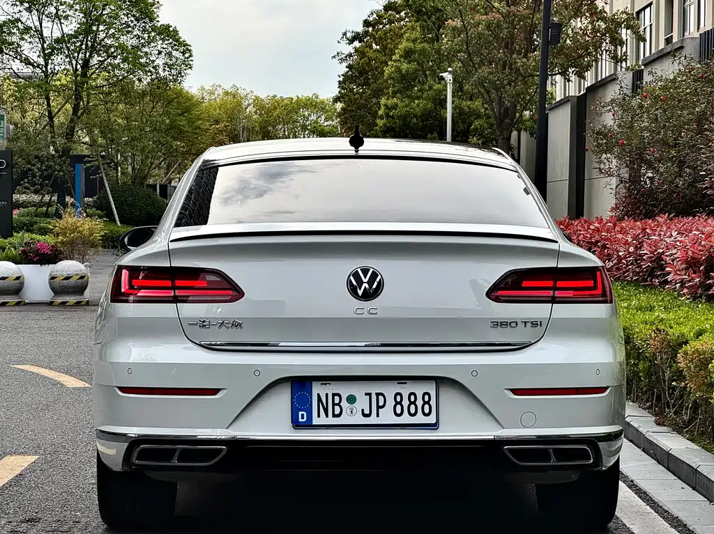 Volkswagen CC 2022 — фото 10