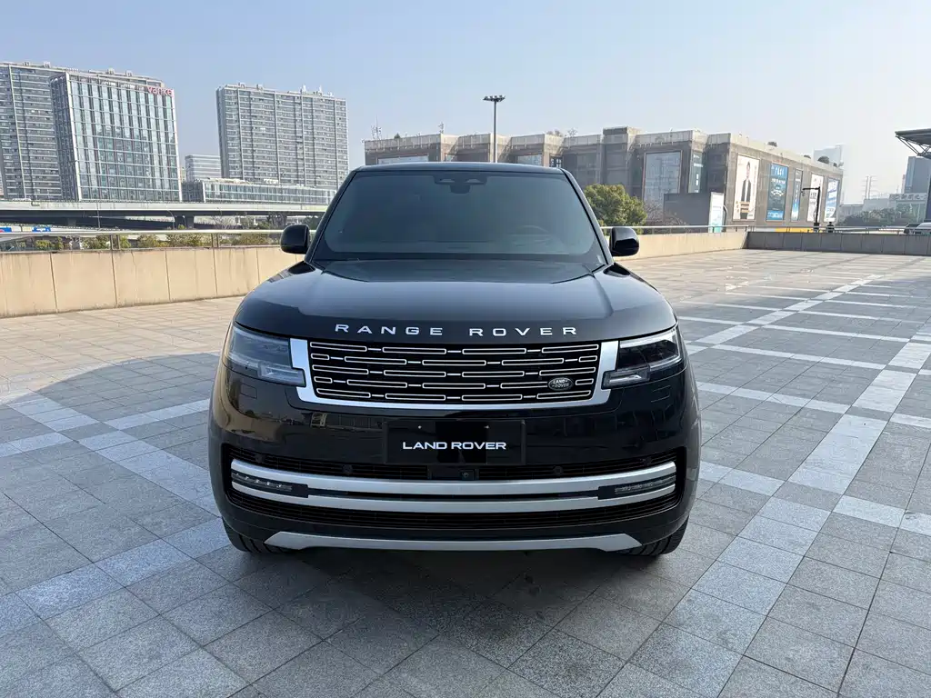 Land Rover Range Rover 2025 — фото 2