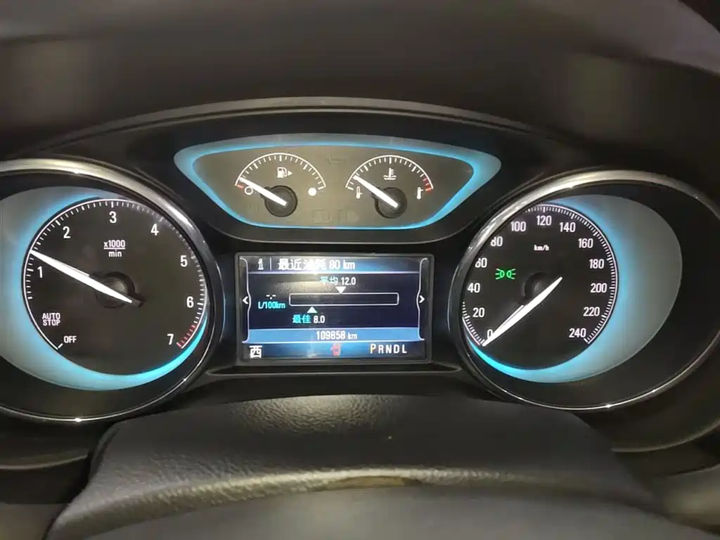 Buick Envision Plus 2016 — фото 12