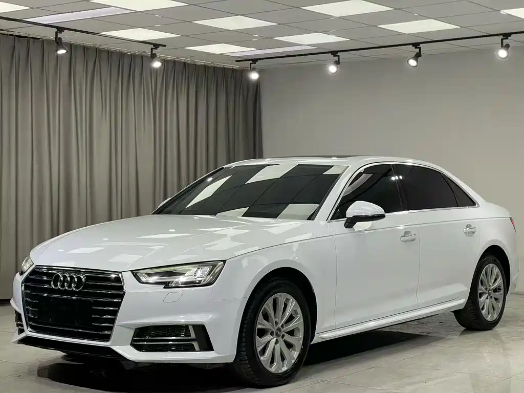 Audi A4L 2019