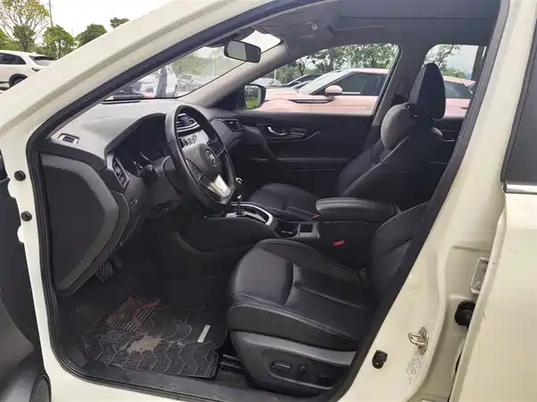 Nissan X-Trail 2024