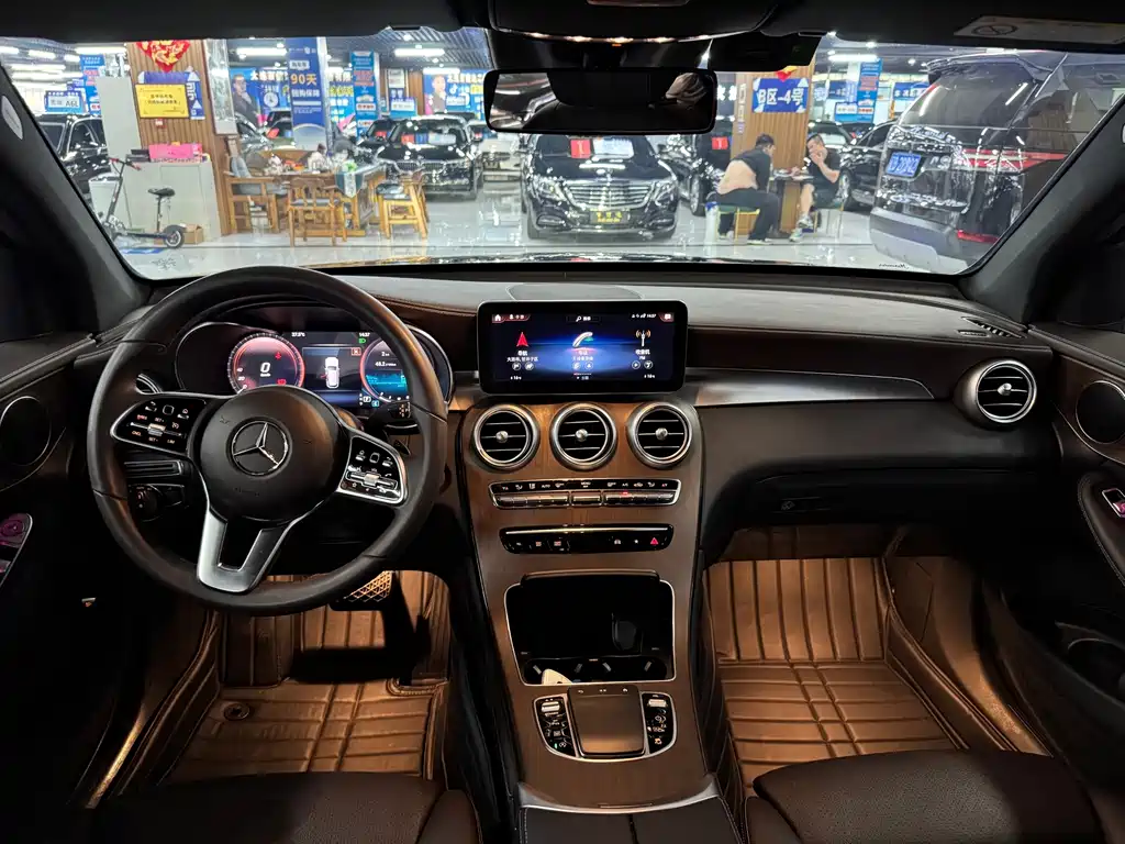 Mercedes-Benz GLC 2022