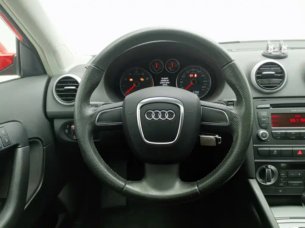 Audi A3 2012 — фото 11