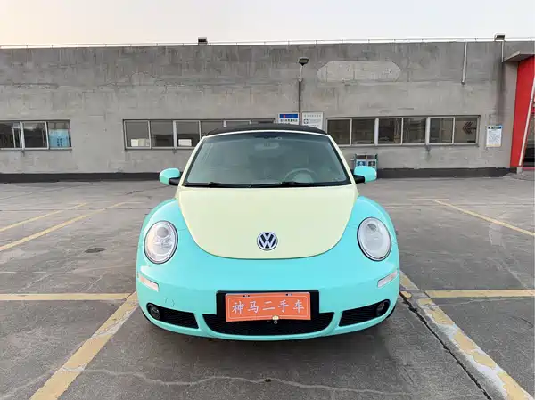 Volkswagen Beetle 2010