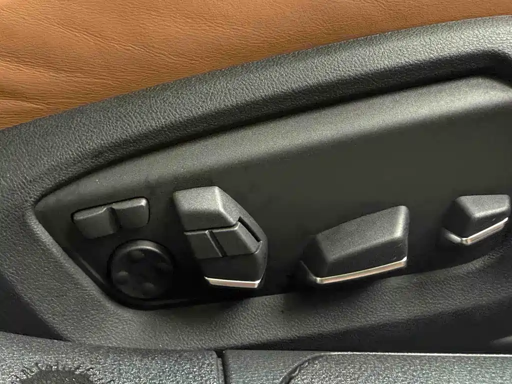 BMW 7 Series 2013 — фото 21