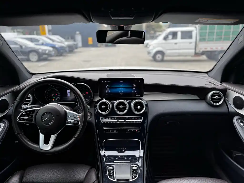 Mercedes-Benz GLC 2019 — фото 5