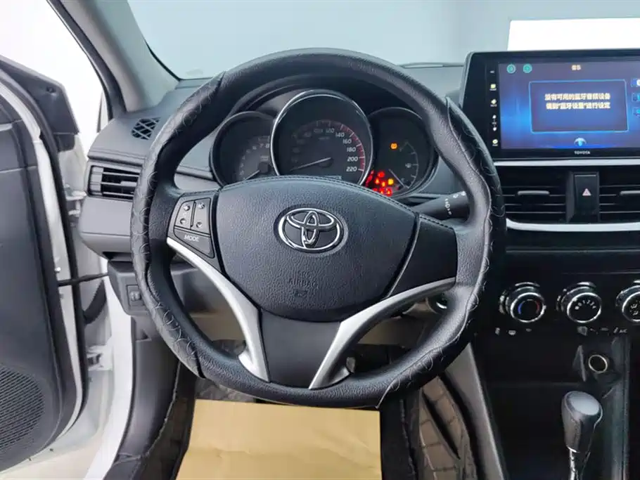 Toyota Vios 2023 — фото 15