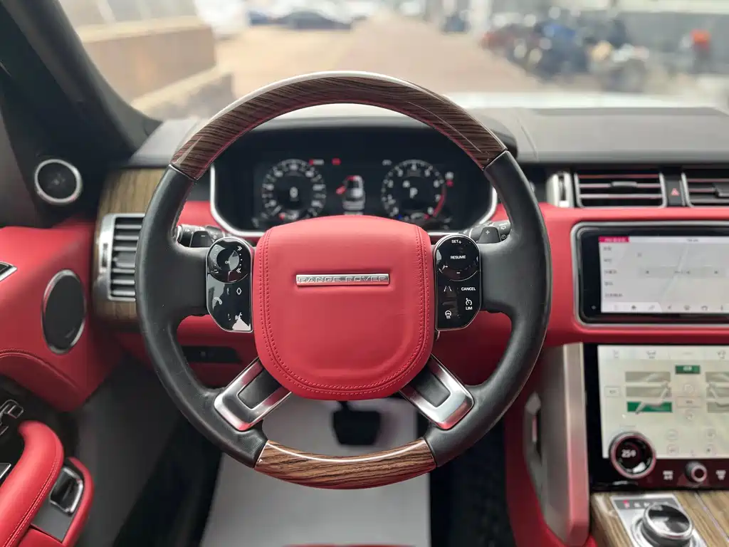 Land Rover Range Rover 2019 — фото 21